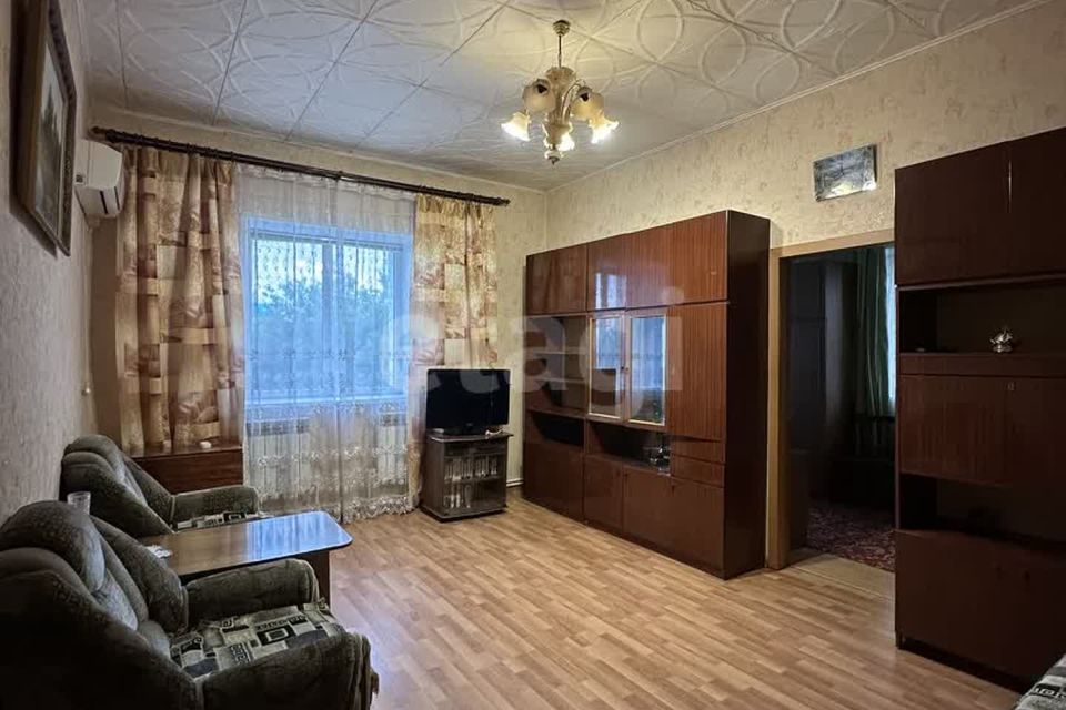 Продаётся 3-комнатная квартира, 61.9 м²