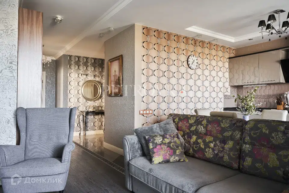 Продаётся 3-комнатная квартира, 105 м²