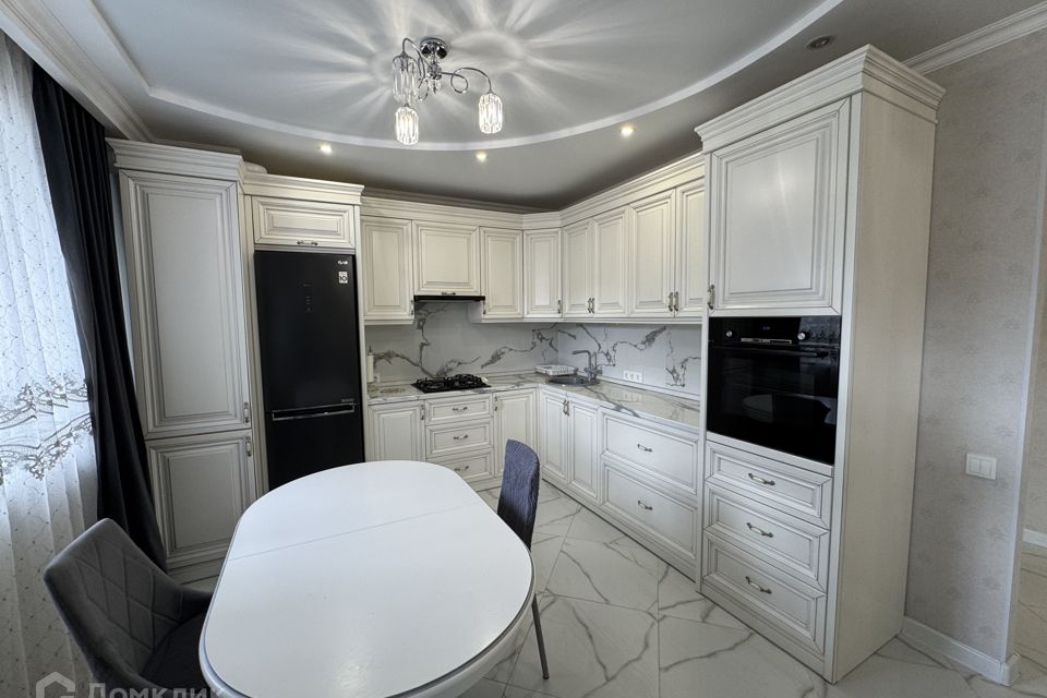 Продаётся 2-комнатная квартира, 62 м²