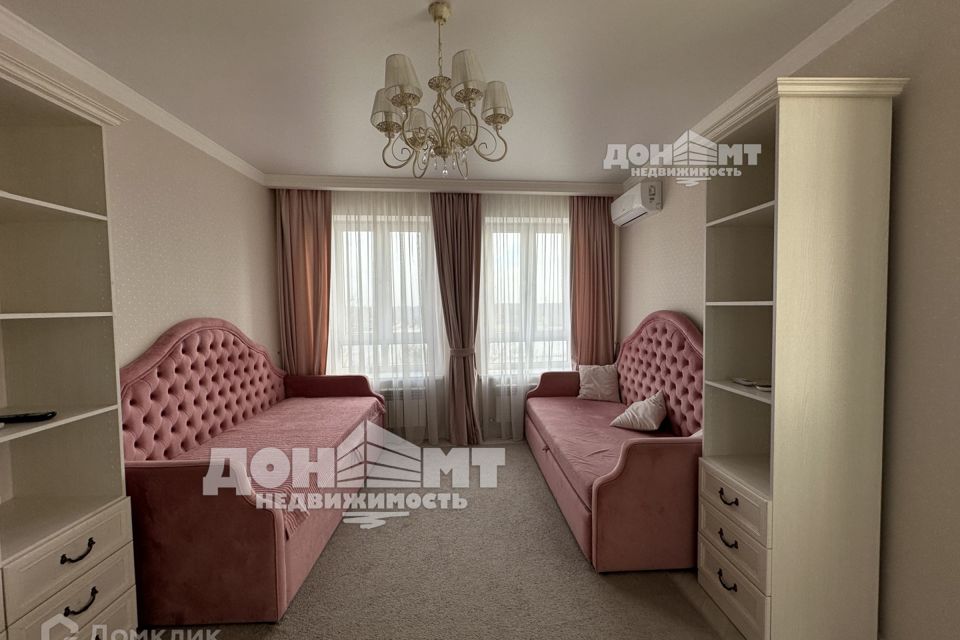 Продаётся 2-комнатная квартира, 72.8 м²