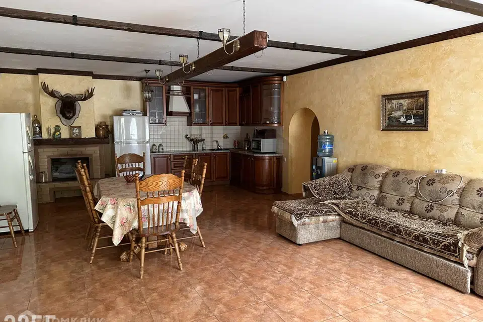 Продаётся 1-этажный дом, 250 м²