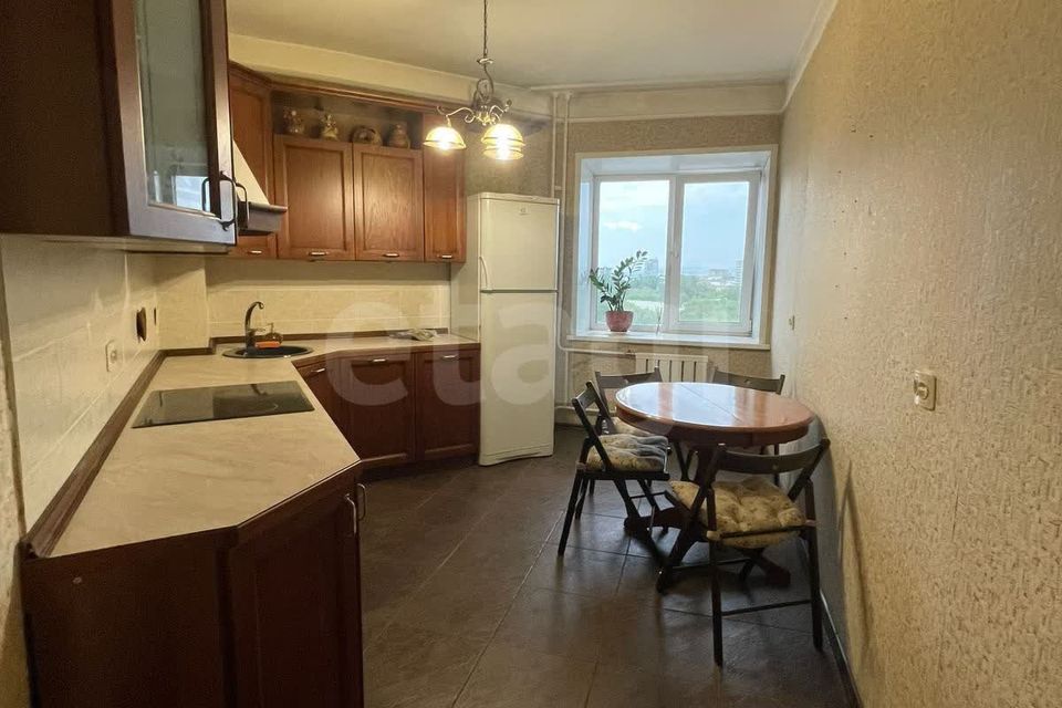 Продаётся 2-комнатная квартира, 72.1 м²