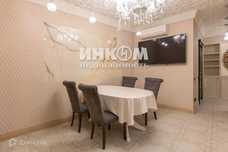 Сдаётся 3-комнатная квартира, 108 м²
