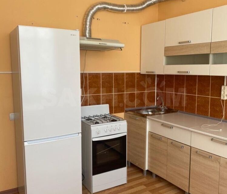 Продаётся 1-комнатная квартира, 49.3 м²