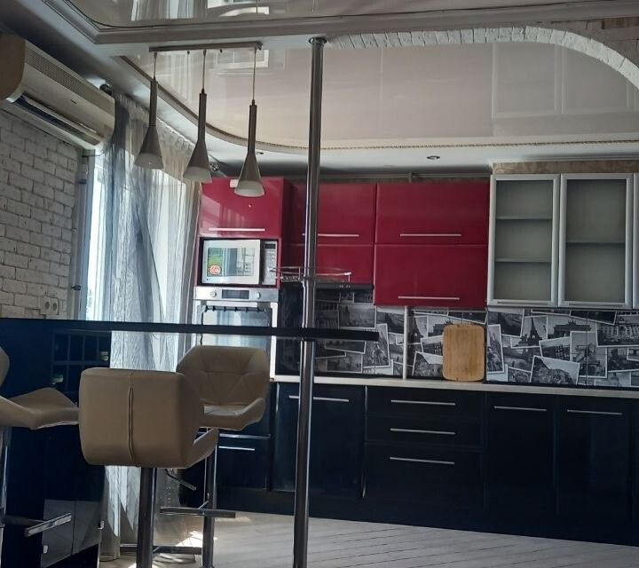 Продаётся 3-комнатная квартира, 63.5 м²