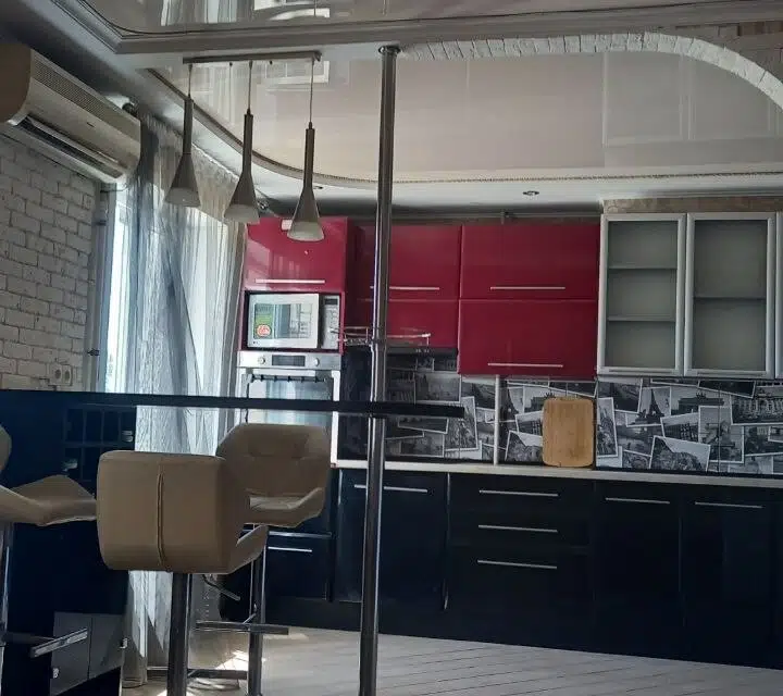 Продаётся 3-комнатная квартира, 63.5 м²