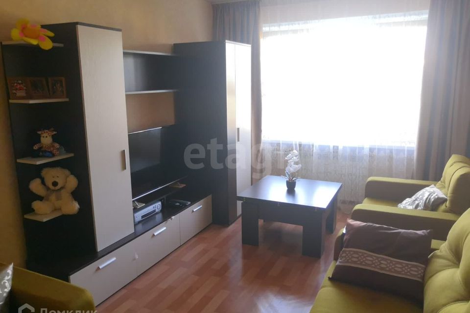 Продаётся 3-комнатная квартира, 58.2 м²