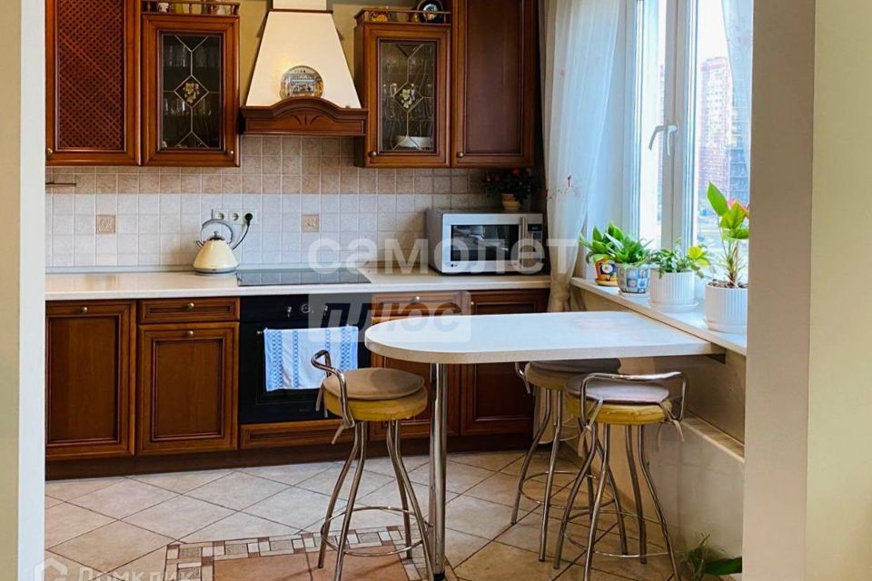 Продаётся 3-комнатная квартира, 84.5 м²