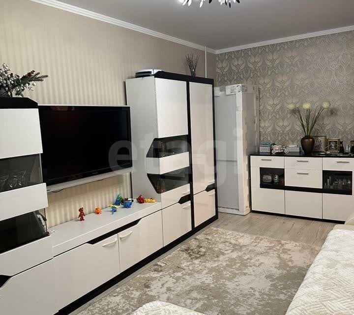 Продаётся 3-комнатная квартира, 60.6 м²