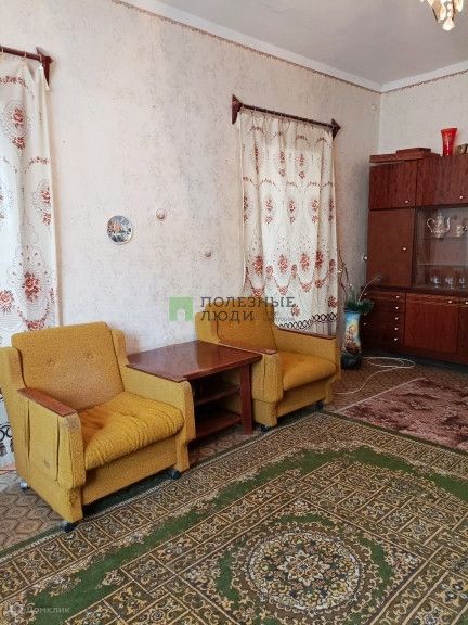 Продаётся 4-комнатная квартира, 62.7 м²