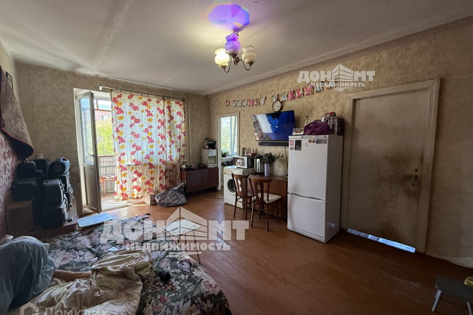 Продаётся 3-комнатная квартира, 50.6 м²