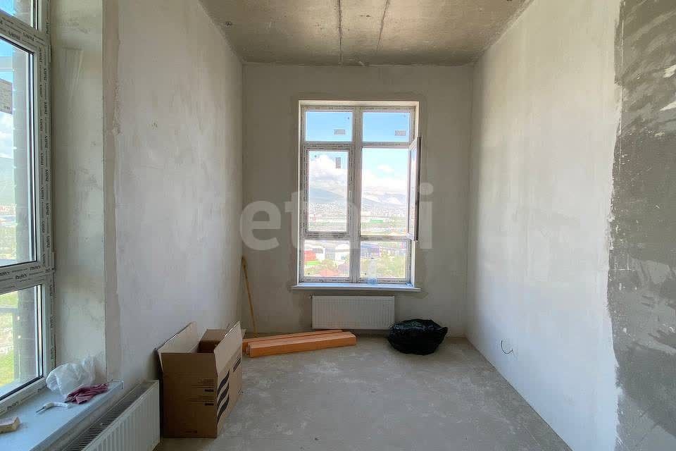 Продаётся 1-комнатная квартира, 41.9 м²