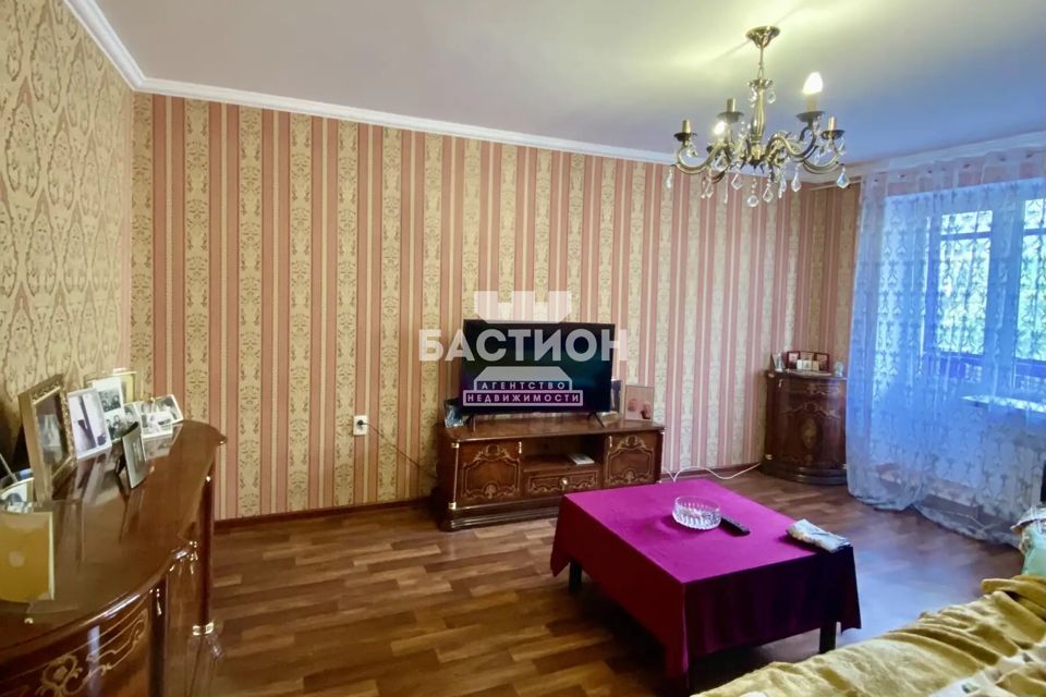 Продаётся 4-комнатная квартира, 79.3 м²