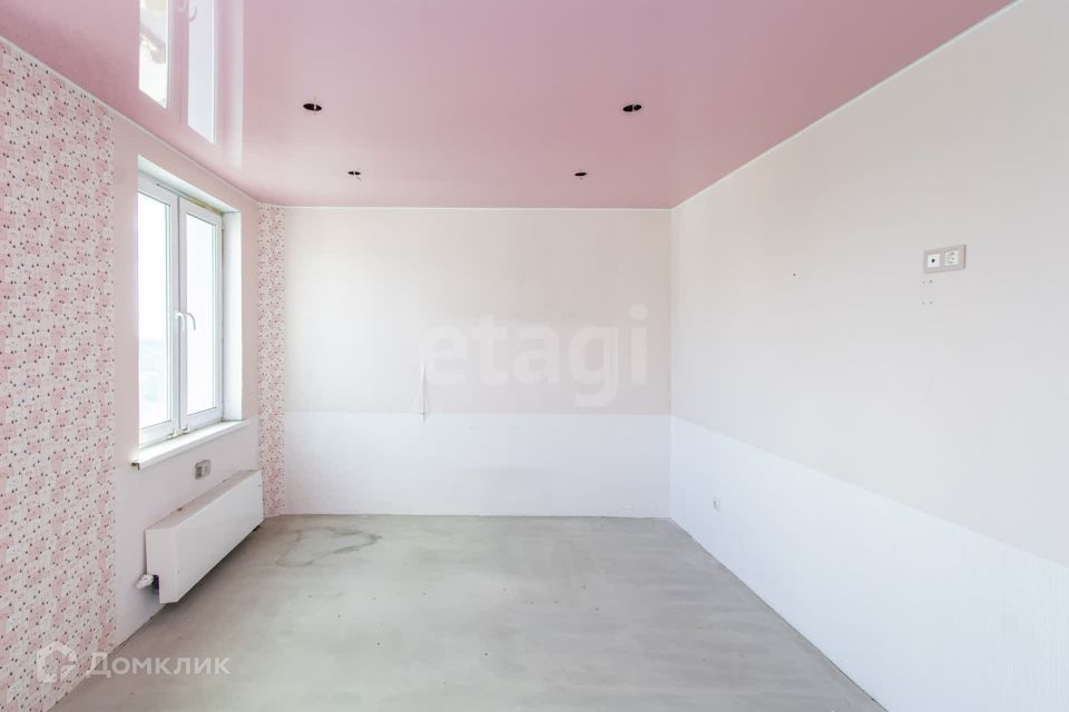 Продаётся 3-комнатная квартира, 69.2 м²