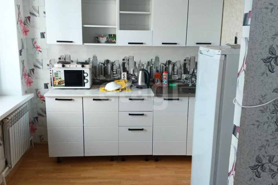 Продаётся 1-комнатная квартира, 30.4 м²