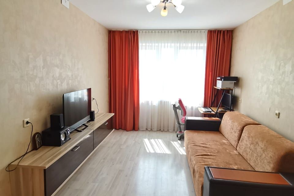 Продаётся 2-комнатная квартира, 53 м²