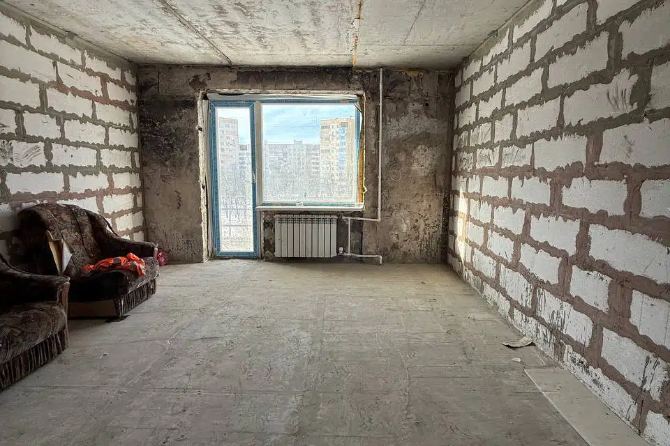 Продаётся 4-комнатная квартира, 79 м²