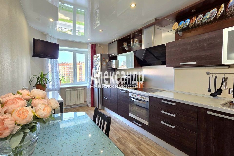 Продаётся 2-комнатная квартира, 70.6 м²