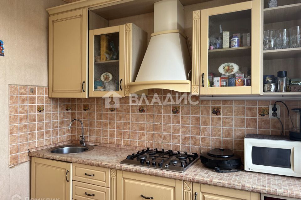 Продаётся 3-комнатная квартира, 76.4 м²