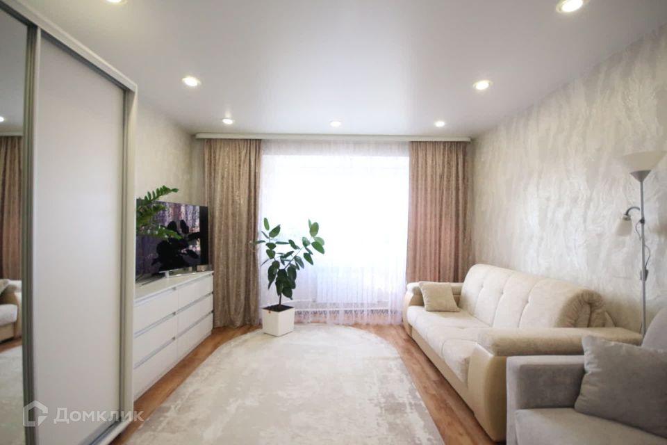 Продаётся 2-комнатная квартира, 58 м²