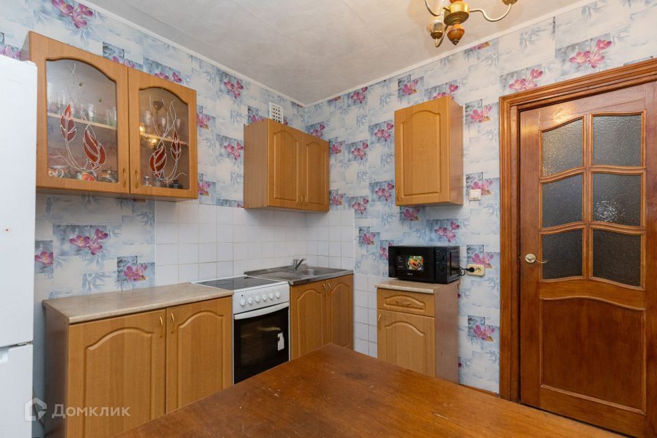 Продаётся 4-комнатная квартира, 70.7 м²