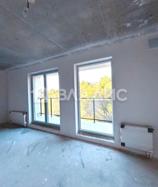 Продаётся 1-комнатная квартира, 79 м²