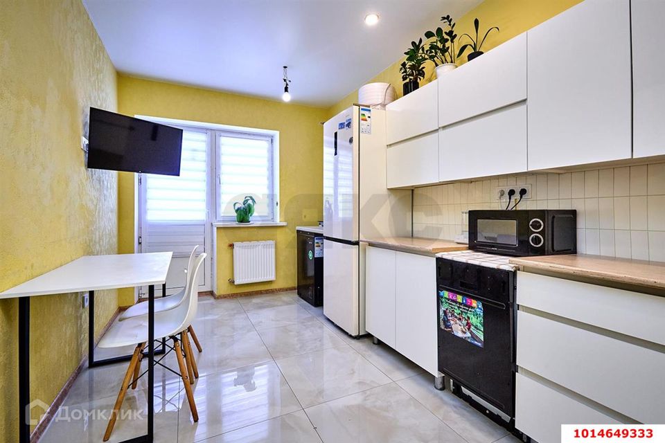 Продаётся 2-комнатная квартира, 60 м²