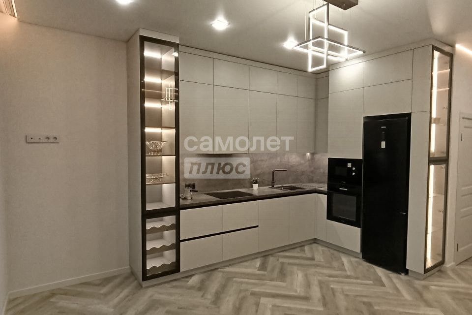 Продаётся 3-комнатная квартира, 82.8 м²