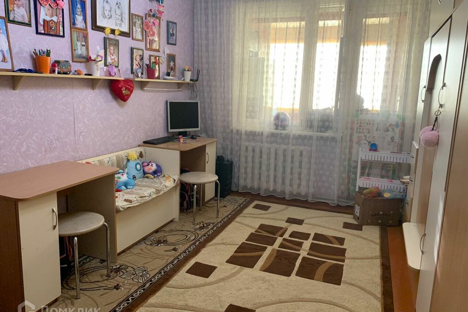 Продаётся 3-комнатная квартира, 69.7 м²