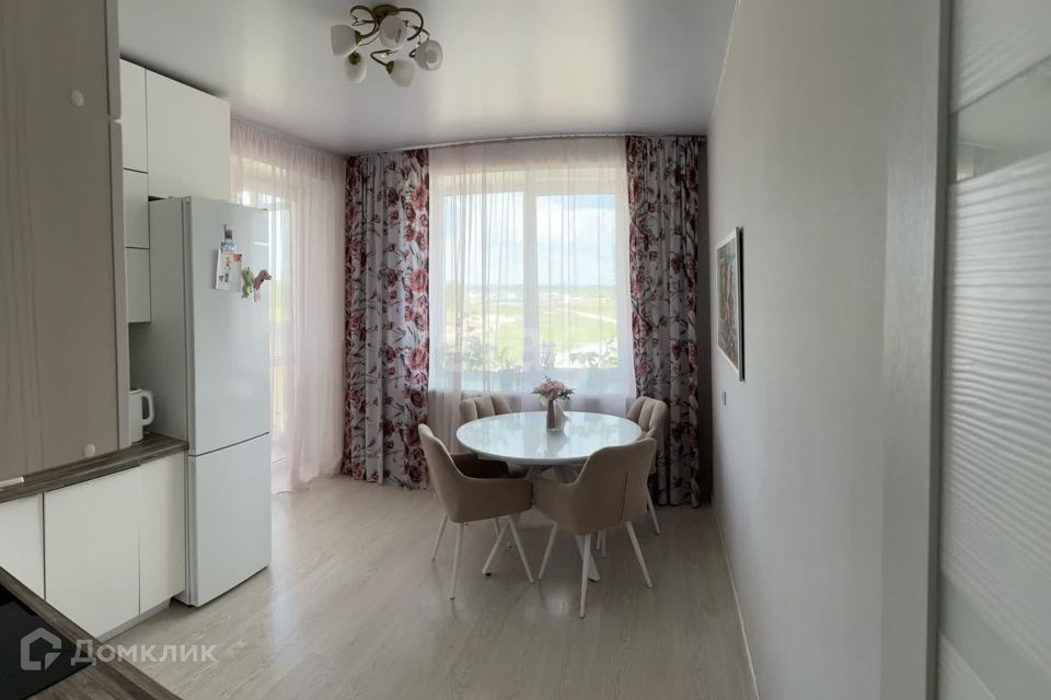 Продаётся 3-комнатная квартира, 73.7 м²