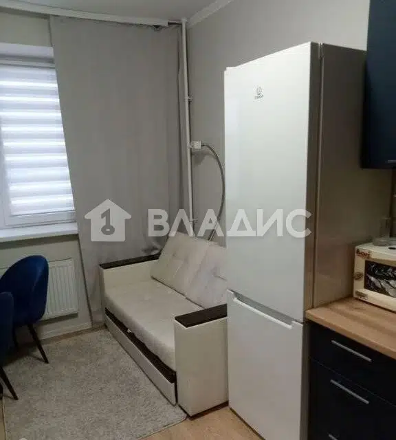Продаётся 1-комнатная квартира, 42.3 м²