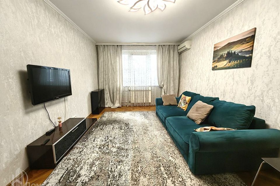 Сдаётся 1-комнатная квартира, 40 м²