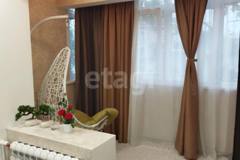Продаётся 3-комнатная квартира, 56 м²
