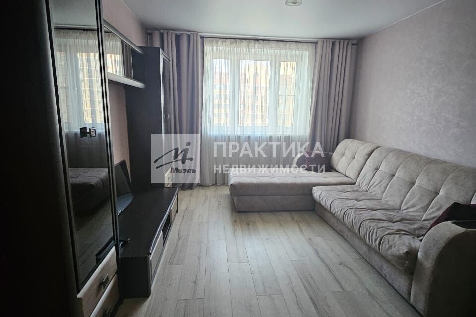 Продаётся 2-комнатная квартира, 58 м²