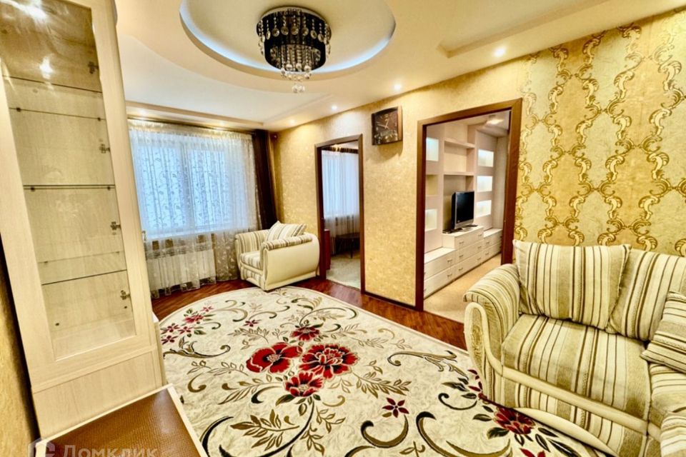 Продаётся 4-комнатная квартира, 59.9 м²