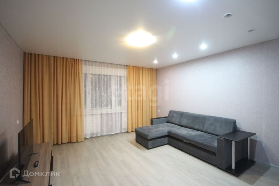 Продаётся 1-комнатная квартира, 37.9 м²