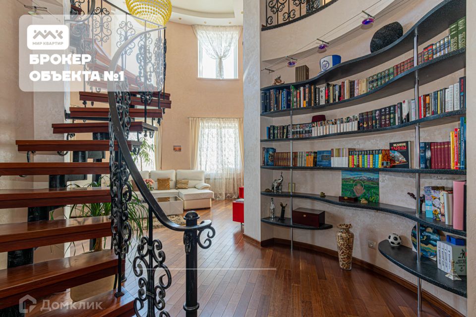 Продаётся 5-комнатная квартира, 185.4 м²