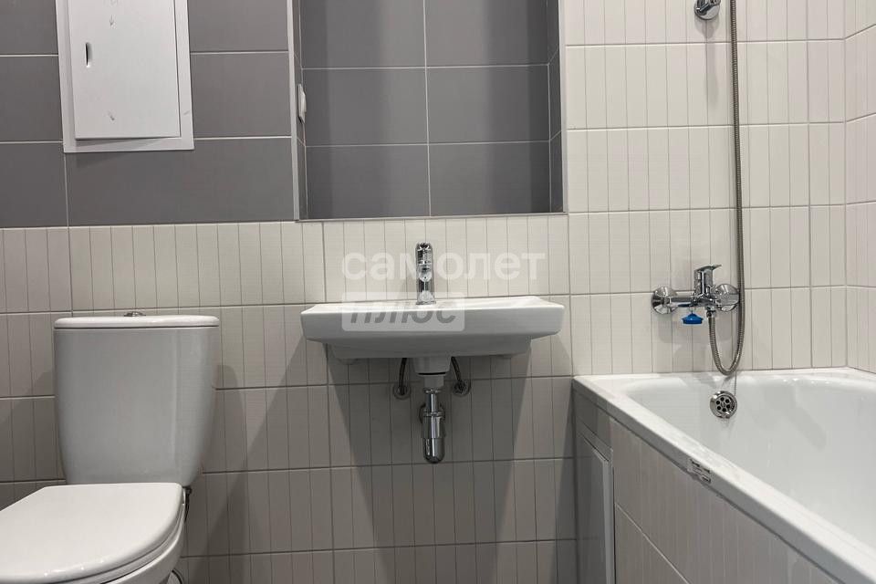 Продаётся 1-комнатная квартира, 35.3 м²