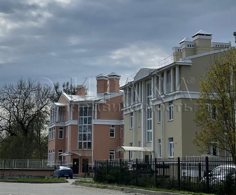 Продаётся 2-комнатная квартира, 74 м²