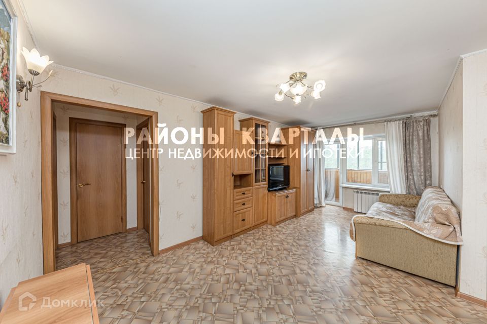 Продаётся 3-комнатная квартира, 57.3 м²