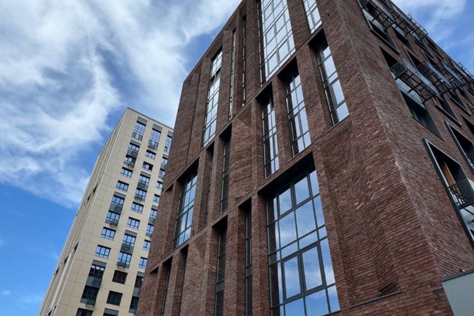 Продаётся 2-комнатная квартира, 69.9 м²