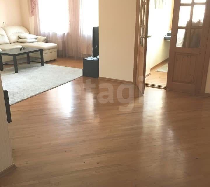 Продаётся 3-комнатная квартира, 95.3 м²