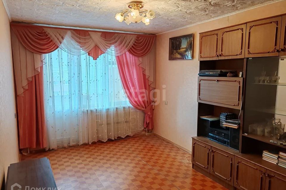 Продаётся 3-комнатная квартира, 74.2 м²