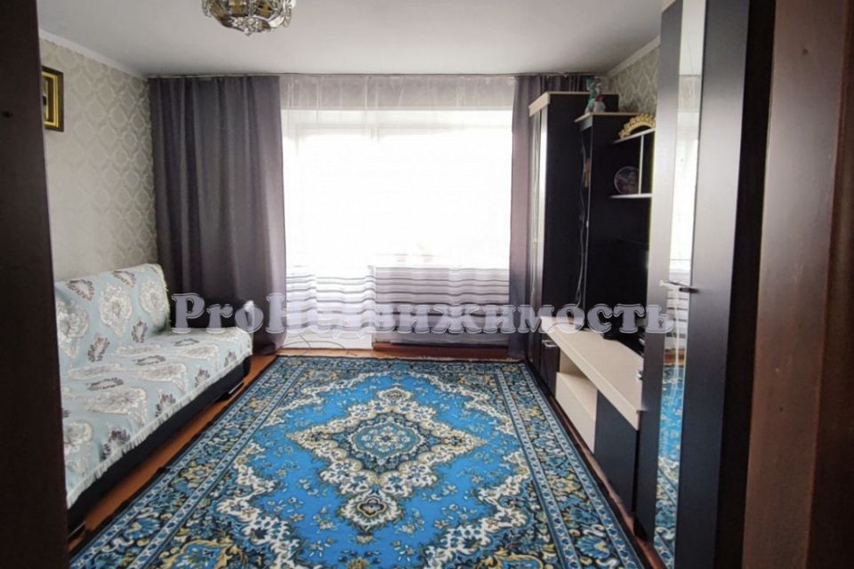 Продаётся 3-комнатная квартира, 61.9 м²