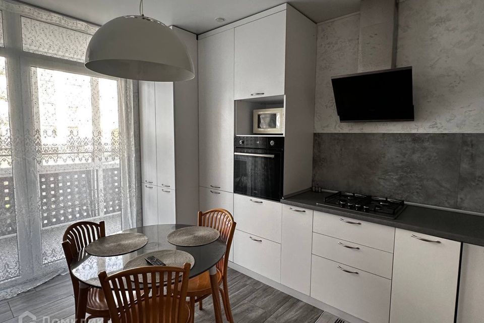 Продаётся 1-комнатная квартира, 46.5 м²