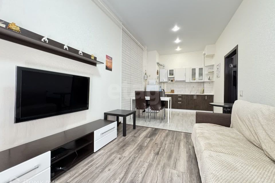 Продаётся 1-комнатная квартира, 48 м²