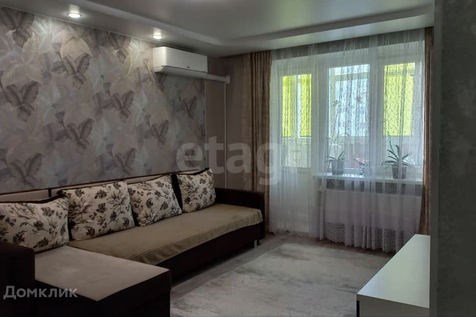Продаётся 1-комнатная квартира, 42 м²