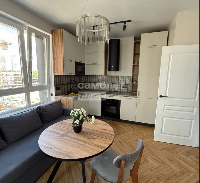 Продаётся 1-комнатная квартира, 35.8 м²