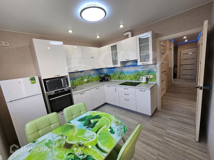 Продаётся 3-комнатная квартира, 72.4 м²