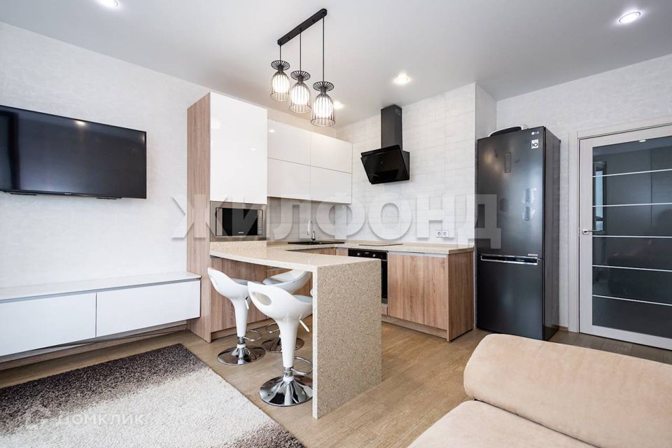 Продаётся 1-комнатная квартира, 47.2 м²
